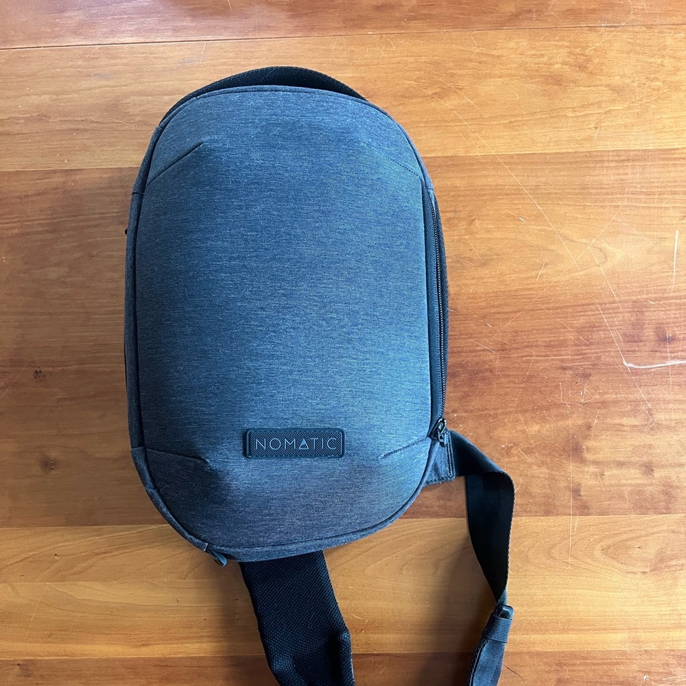Nomatic Navigator Lite Sling 6L